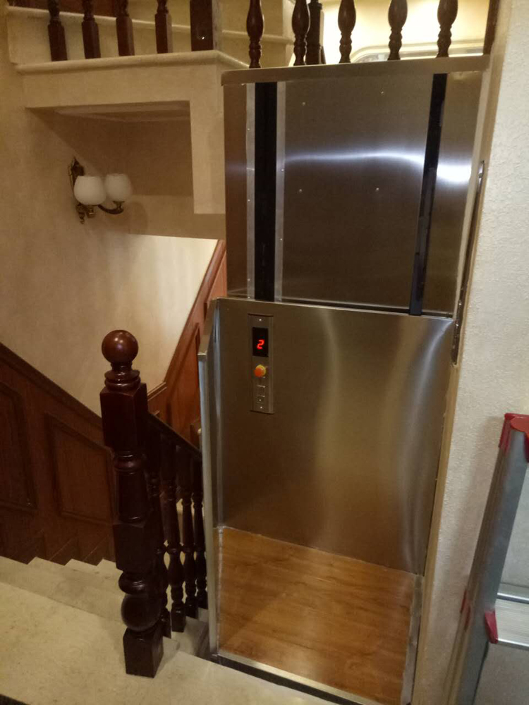 重慶市渝北區(qū)龍城湖江與城原山2-5號(hào)家用電梯