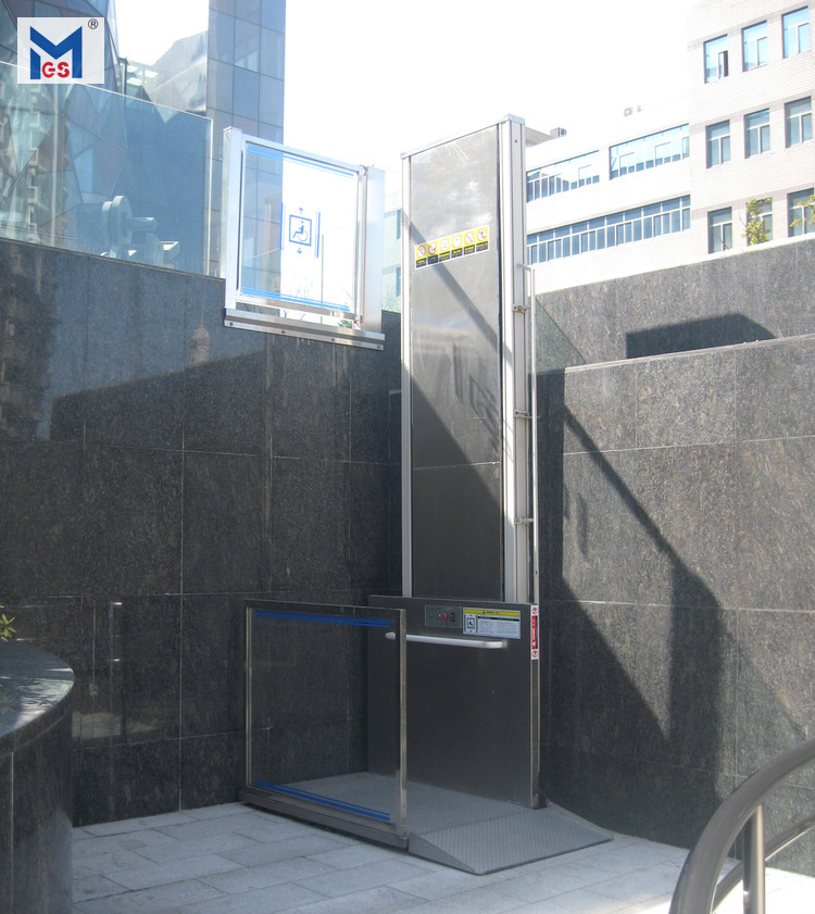 成都天府廣場(chǎng)科技館在我司訂購(gòu)2臺(tái)無(wú)障礙垂直式升降平臺(tái)