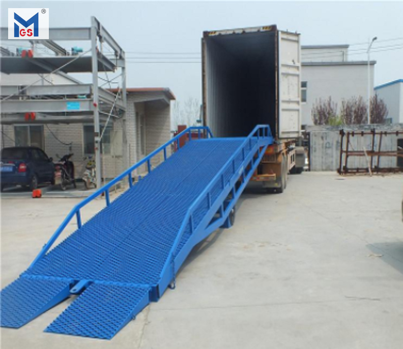 重慶市遠(yuǎn)翔食品有限公司在我司訂購(gòu)一臺(tái)移動(dòng)登車橋